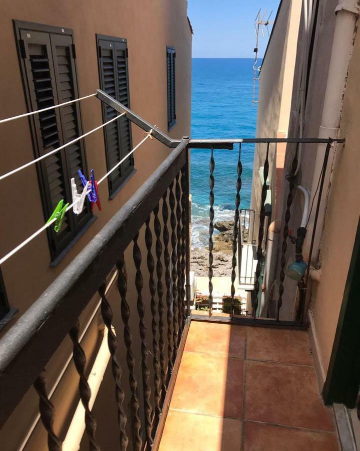 Blue Coral Apartment チェファル エクステリア 写真